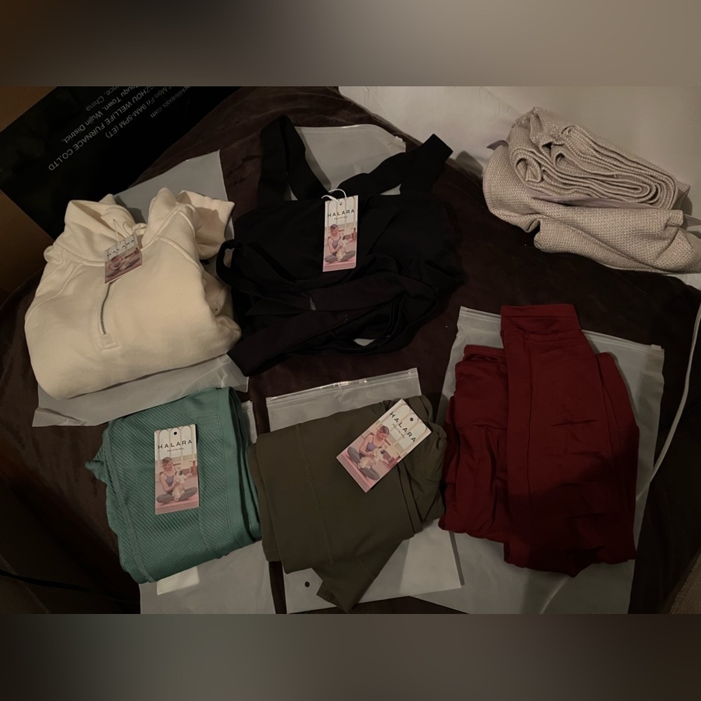 !!! Brand new Halara clothing!!!